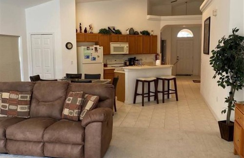 Marbella House | Beautiful Dawn private home near all Disney parksnn