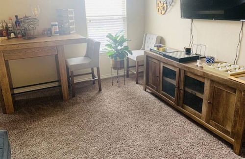 Little Elm House | Beautiful Decorated Glam Chic Home Close to Lake
