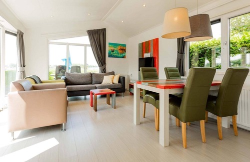 Veen Ski Chalet | Beautiful detached holiday home for 4 people.