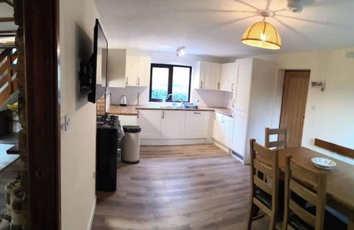 Buckfastleigh Cottage | Beautiful Devon Country Cottage on Edge of Dartmoor National Park