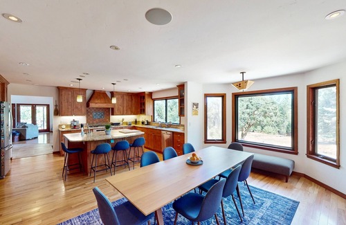Freestone House | Beautiful dog-friendly Sebastopol home w/private pool & game room
