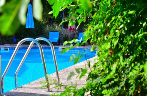 Manzac-sur-Vern Cottage | Beautiful Dordogne Rural Cottage
