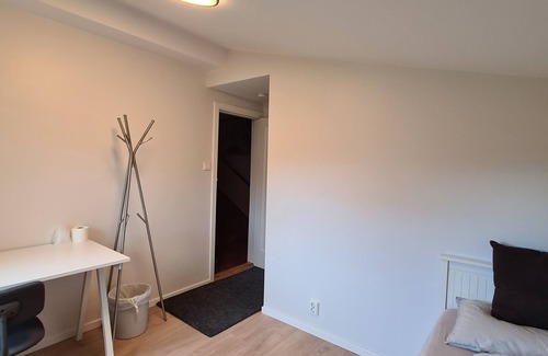 Skedsmo House | Beautiful Double Bed in DT Serene Villa near Oslo | Lillestrøm K5