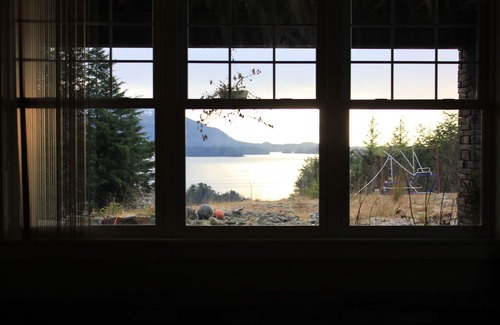 Sitka Apartment | Beautiful Downstairs Studio for rent