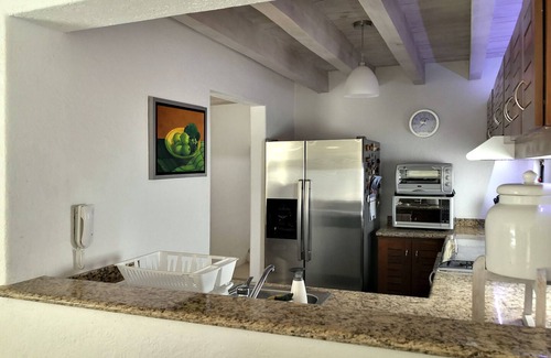 El Calvario Villa | Beautiful Downtown Villa with Excellent Location!