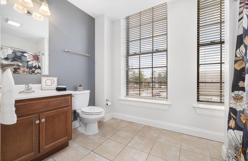 Johnson City Apartment | Beautiful Downtown Johnson City Loft 2BR, 2BA