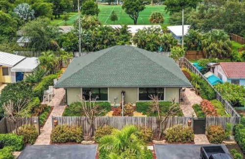 Victoria Park House | ⭐️Beautiful Duplex in Victoria Park!⭐️