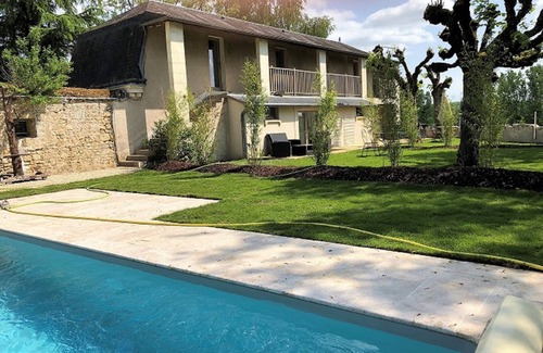 Azay-le-Rideau House | Beautiful duplex garden cottage with swimming pool terrace Azay le rideau