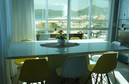 Canto Grande Apartment | Beautiful duplex penthouse apartment in Praia de Mariscal, Bombinhas SC