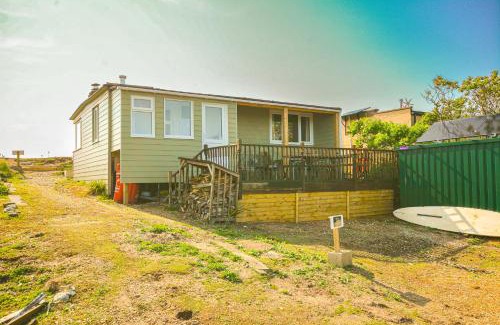Ringstead House | beautiful eco-beach house next to bird reserve