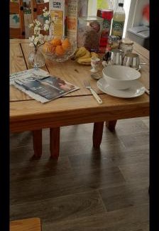 Wokingham Bed & Breakfast | Beautiful En-suite room with stairs