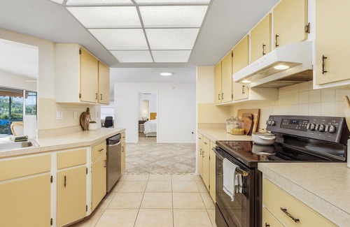 Port Charlotte - Charlotte Harbor House | Beautiful Entire House on a Canal W/a Pool & Lanai - Serene & Private Setting!