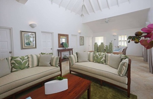 Gate Park Villa | Beautiful Equinox Luxury villa