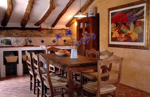 Canencia House | Beautiful romantic Watermill on waterfront in natural park, 40 min from Madrid.