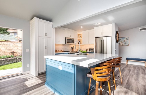 North Broadway House | Beautiful Escondido Getaway/Sleeps 6