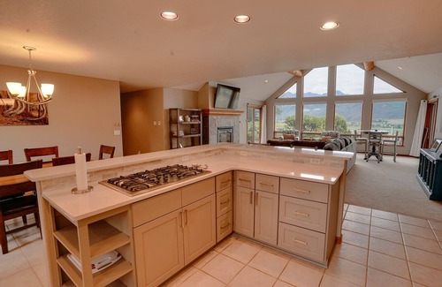 Ridgway House | Beautiful Executive Rental in Ridgway- Amazing Views - Pets welcome!
