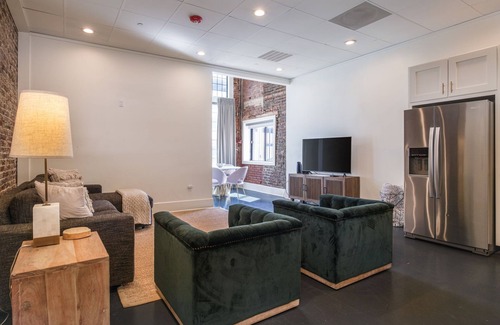 Civil Rights Historic District House | Beautiful & Extra Large Loft with 2 King Suites