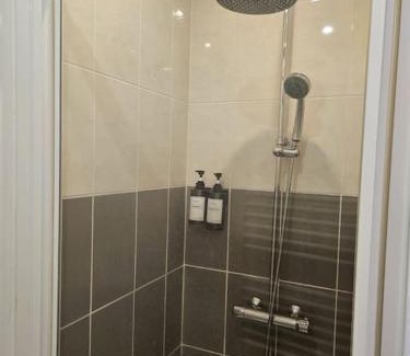 Veneux-les-Sablons House | Beautiful F2 apartment 5 stops by train from Paris