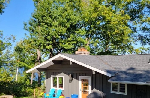 East Gull Lake Cabin | Beautiful Family Cabin located on Gull Lake offering the perfect get away