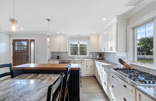 Saybrook Manor House | Beautiful Family Friendly Beach Home in Old Saybrook!