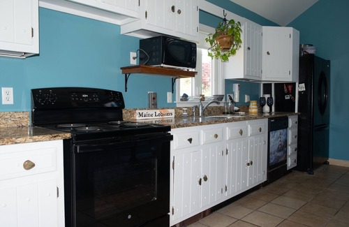 Southern Coast House | Beautiful Family Ferry Beach Retreat