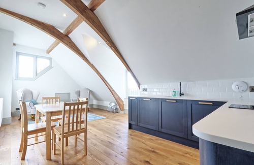 Purleigh House | Beautiful, Family Friendly Victorian Rectory 1 Hour from Central London