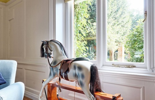 Purleigh House | Beautiful, Family Friendly Victorian Rectory 1 Hour from Central London