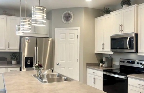 Festival Ranch House | Beautiful, Family-Friendly, Clean & Cozy 3 BR Home