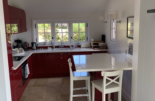 Quetteville Cottage | Beautiful family home with heated pool and tennis court 15 minutes from Deauville