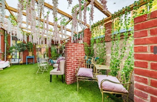 Portswood House | Beautiful family home close to shops, restaurants,transport and city centre