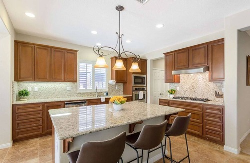 Temecula House | Beautiful Family Home, Large Patio & Backyard