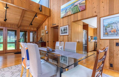 Stewarts Point House | Beautiful Family Home for 6 with Hot Tub in Redwoods!