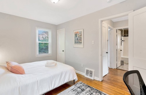 Detroit Apartment | Beautiful Family Residence near Downtown Detroit