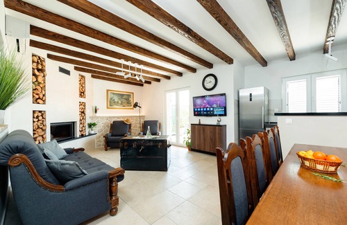 Central Dalmatia Villa | Beautiful family villa in pure nature - Brela beach 30 minutes