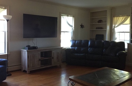 State College House | Beautiful Farm House, close to Beaver Stadium