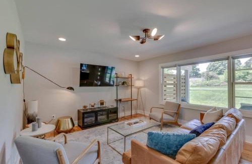 Franklin House | Beautiful Farm Retreat Fun For Family and Friends