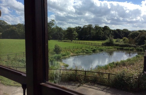 Congleton House | BEAUTIFUL FARM STAY AT THE SADDLERY CHESHIRE