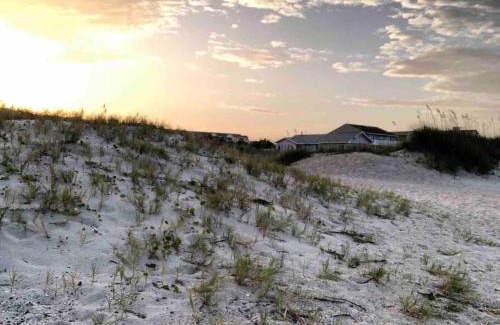 Fernandina Beach House | Beautiful farmhouse in Fernandina Beach