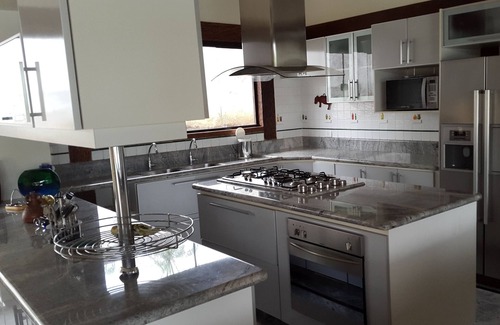 Nova Odessa House | Beautiful farmhouse for rent