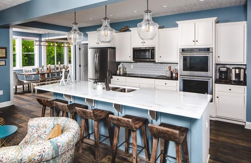 Carthage House | Beautiful Farmhouse On 180 Acre Farm on Caney Fork River ~ Natural Retreat!