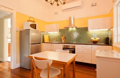 Taree Apartment | Beautiful Federation Apartment close to Taree CBD