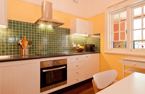 Taree Apartment | Beautiful Federation Apartment close to Taree CBD