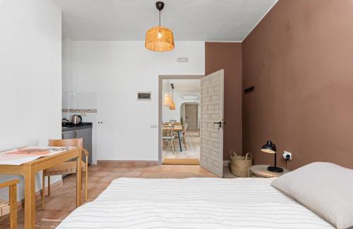 El Partidor Villa | Beautiful finca with private pool near Jumilla