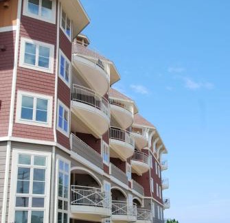 Traverse City House | Beautiful First Floor suite with patio to the Bay