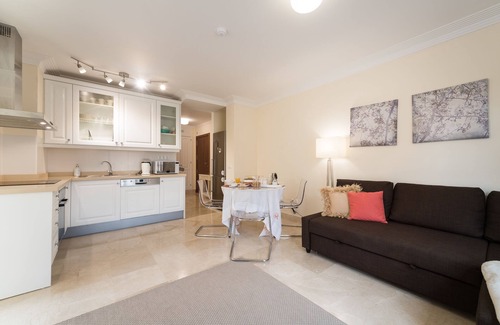 Arguineguin Apartment | Beautiful Flat in Complex with Climatic Pool within a short walk to the Beach