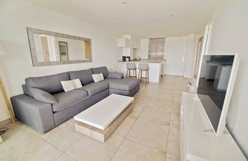 Gassin Apartment | Beautiful flat with sea view - 4P - Gassin