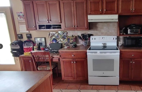 Greencastle House | Beautiful Four Bedroom Home Near DePauw Campus