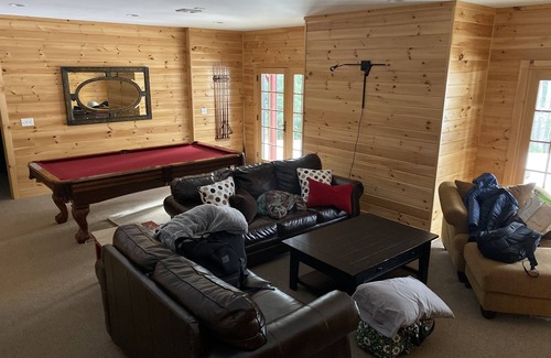 West Dover House | Beautiful Four Season Family Vacation Home