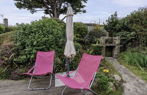 Creances House | Beautiful private villa for 2 guests with WIFI and pets allowed
