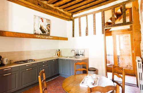 Antully House | Beautiful Gîte in the Bourgogne with hottub